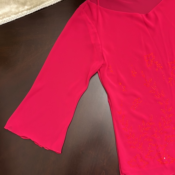 Magenta Blouse 👚 Size Medium / Large - Picture 3 of 9